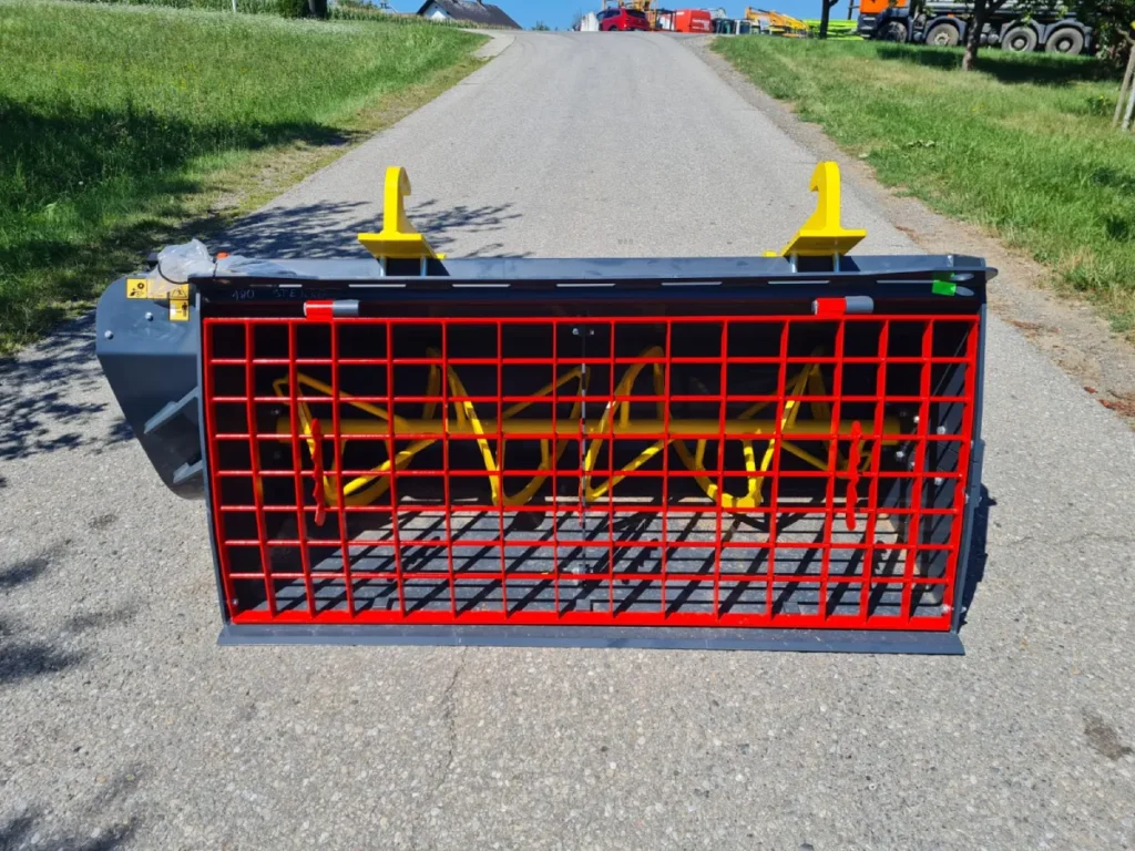 Betonmischschaufel 180 cm mit JCB Q-Fit