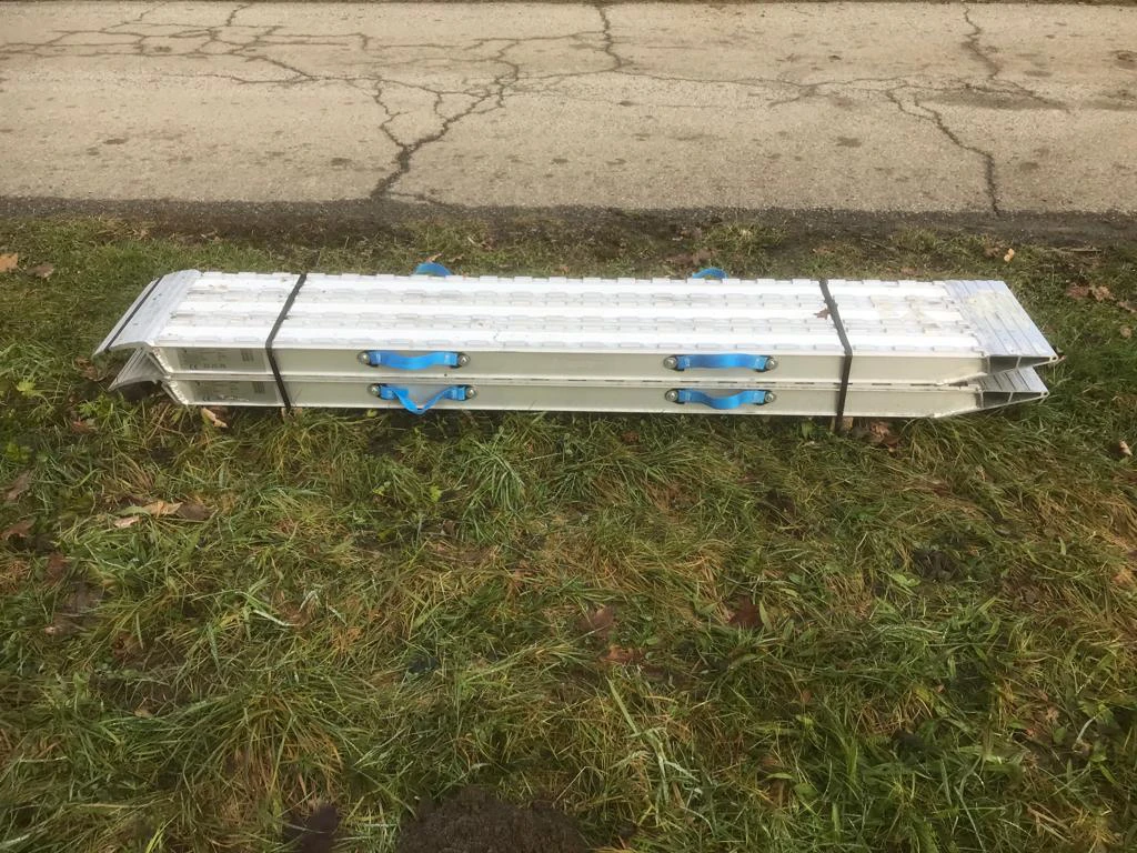 Verladerampen 20.25.39